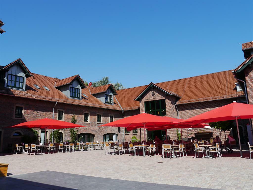 Hôtel Sutter'S Landhaus à Gensingen Extérieur photo